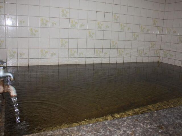 �N���X�^������