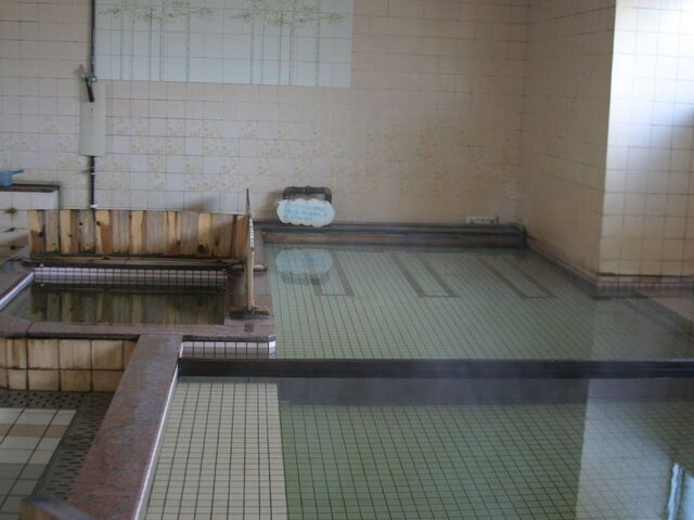 �N���X�^������