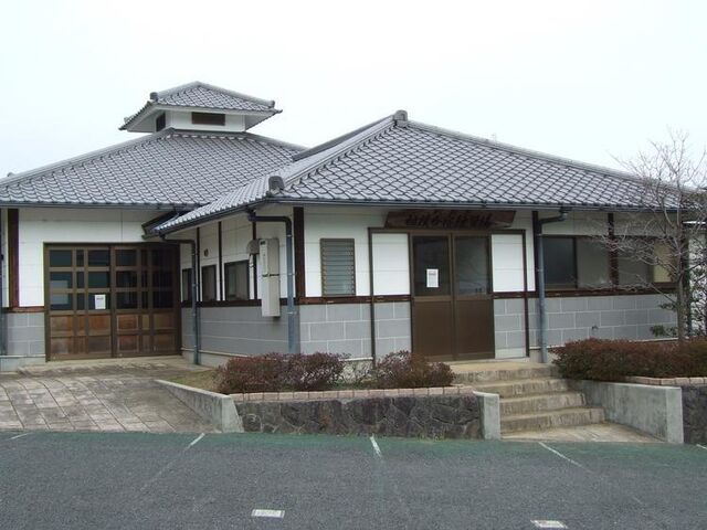 �s�c �ŋ��̓��i�ʕ{�s�R�~���j�e�B�[�Z���^�[�j