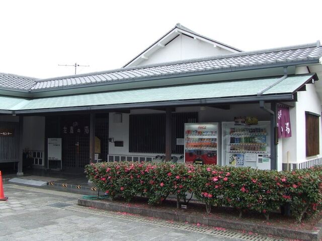 �s�c �ŋ��̓��i�ʕ{�s�R�~���j�e�B�[�Z���^�[�j�̎ʐ^1