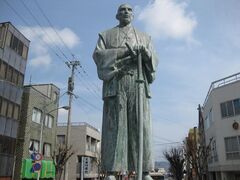 �Ëv���w�i�Ȃ����E�ɐ����O�̔�E��F�@�ٌ����j�̎ʐ^1