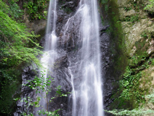 長沢の滝】アクセス・営業時間・料金情報 - じゃらんnet