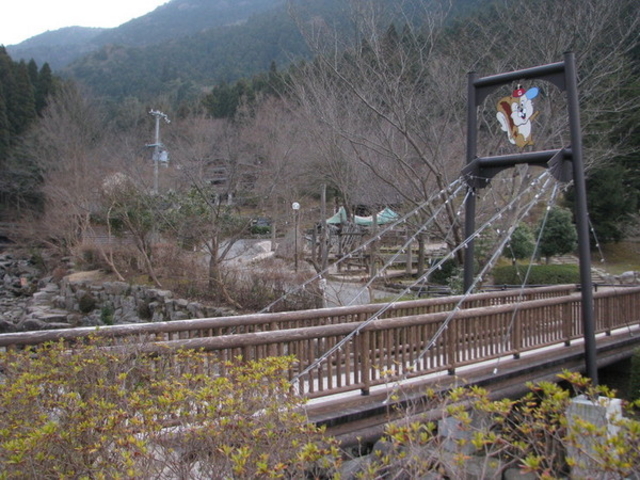 �_�肢�����̑��O���[���G�R�[�}�`