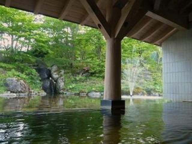 ���΍��q����