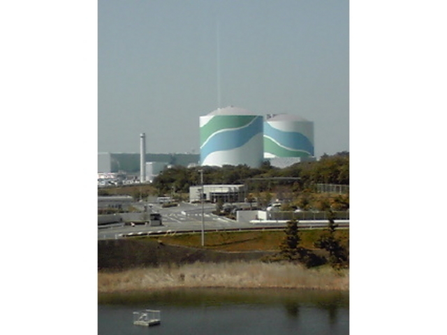 ������q�͔��d���W����