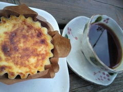 �����˂���̃`�[�Y�P�[�L�H�[�E�J�t�F�u���ԁv�ւ̓��e�ʐ^1