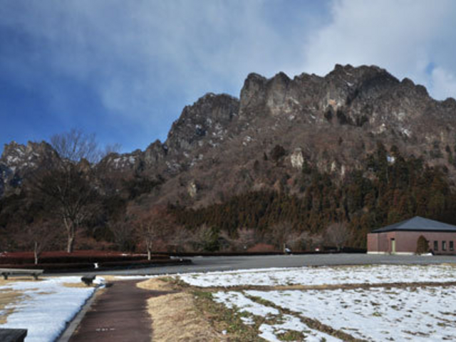 �x���s���`�r�W�^�[�Z���^�[