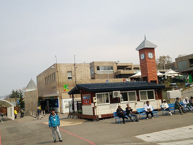 ��������̐l�B��_���R������