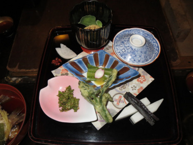 �t�̍ʂ��t�����荇�킹�B_�z�e���X�̕���h�E�a�H�����񂳒�