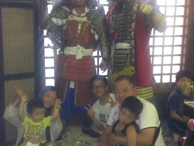 ˑRAm񂪃zL𐁂ēoI_R