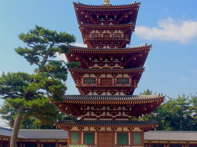 壮麗なる西塔_薬師寺（奈良県奈良市）