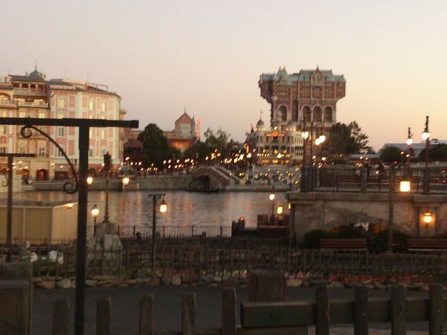 �[��꒬���݂����f�G�I_�����f�B�Y�j�[�V�[(R)