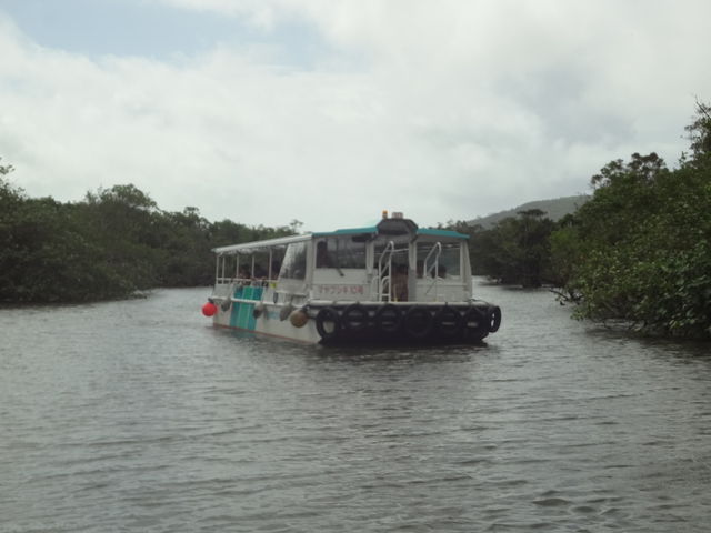 �܂�Ԃ��n�_�̑D����ɂāB_���Ԑ�V���D