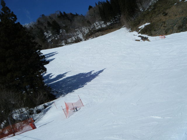 �^�񒆂̒Z���R�[�X_�߂��ق�