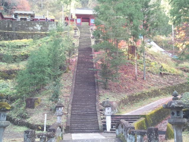 �����Βi������܂��B_���`�_��