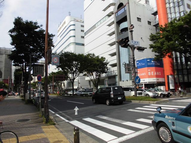 ��Òʂ�A�ƃp���R_���É��p���R