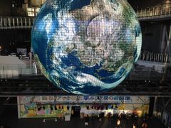 TOMY̓{Ȋwقւ̓eʐ^1