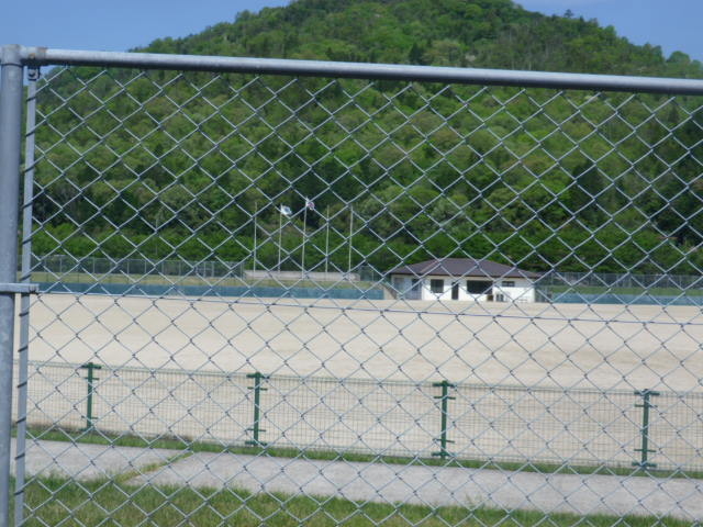 �O���E���h_�O���s�����΃X�|�[�c������