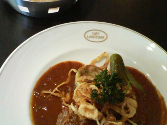 `E.hO[bV_JtF g} CAFE LANDTMANN