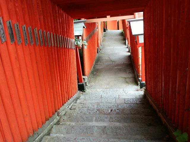 稲荷神社参道_太皷谷稲成神社