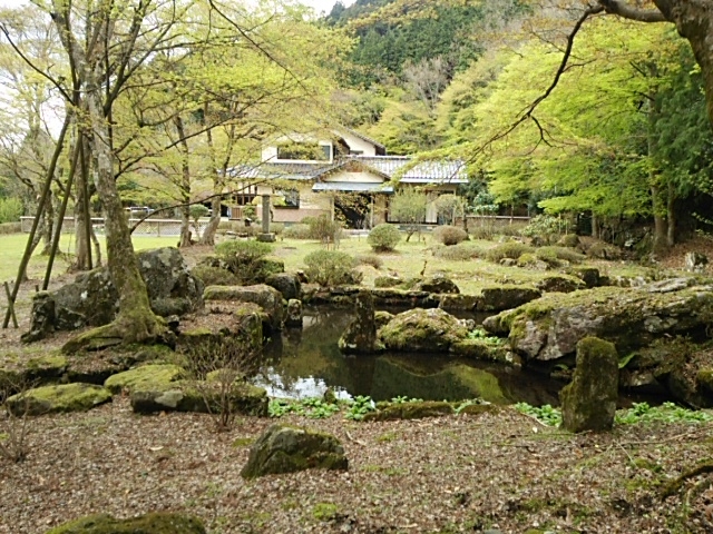 ��M���z�������T�ΖV�뉀_�p�F�R�_�{