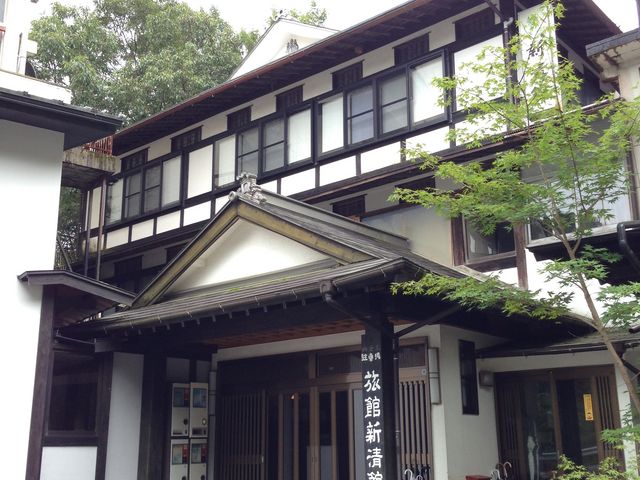 �����ɂ����j���肻���ȗ���_�V����