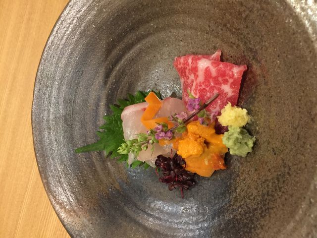 ~X^[RԂ̎lG t̓eʐ^1