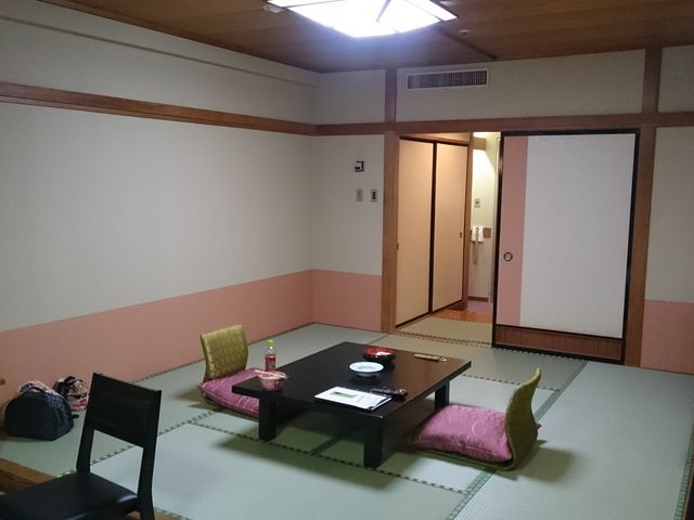 ̈ʋqi҂Eiȕłcj(*_*)_