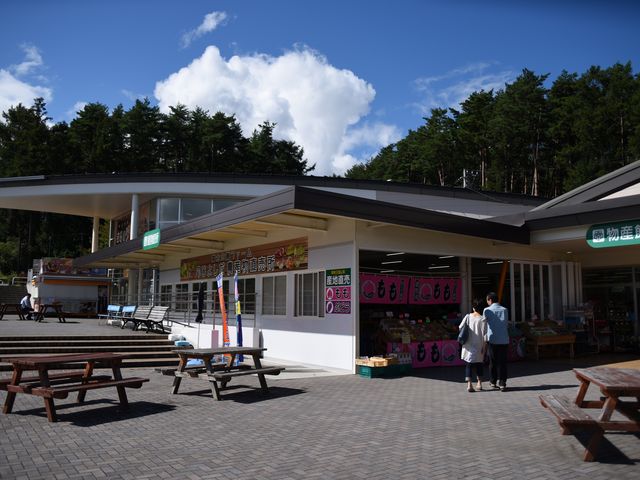 ���ɂ���H���Łu�g�c�̂��ǂ�v�����\���܂����B_���̉w �x�m�g�c