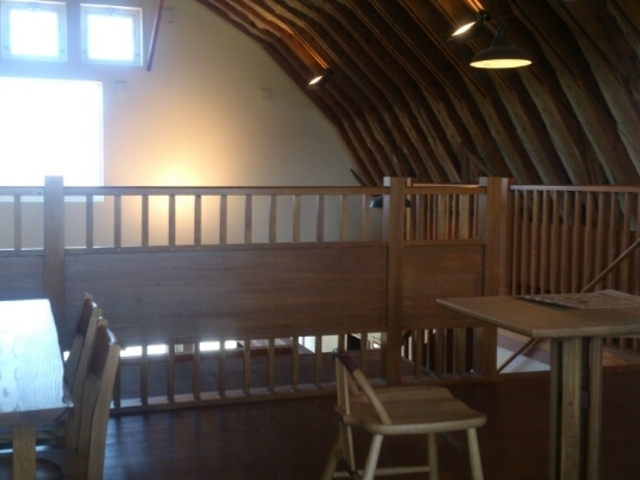 �C�[�g�C���X�y�[�X_�����_��~���N�K�[�f��