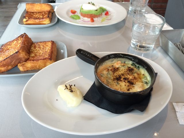 }[T[u`_}[T[u` MERCER BRUNCH