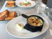 ͂Ȃ̃}[T[u` MERCER BRUNCH̓eʐ^1