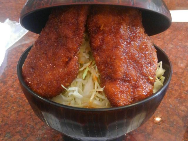 ��������t�ɂȂ�\�[�X�J�c��_�H���E�i���K��