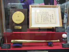 ̏Gx[X{[~[WAւ̓eʐ^3