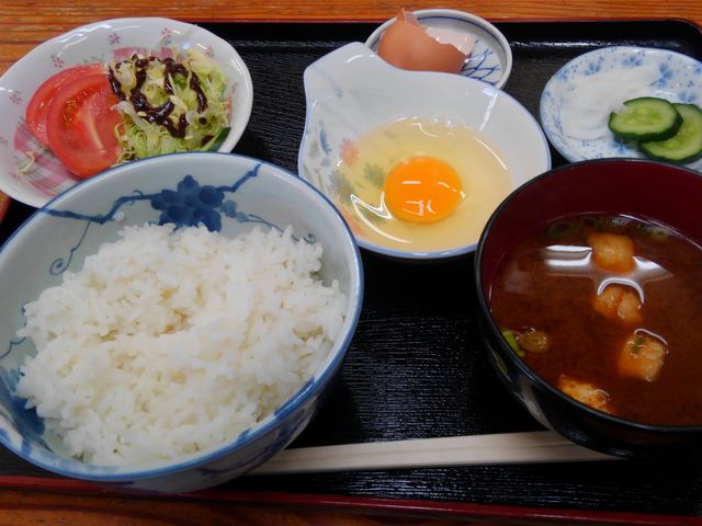 \E~T̓̉w AOXe[VȂ̓eʐ^1