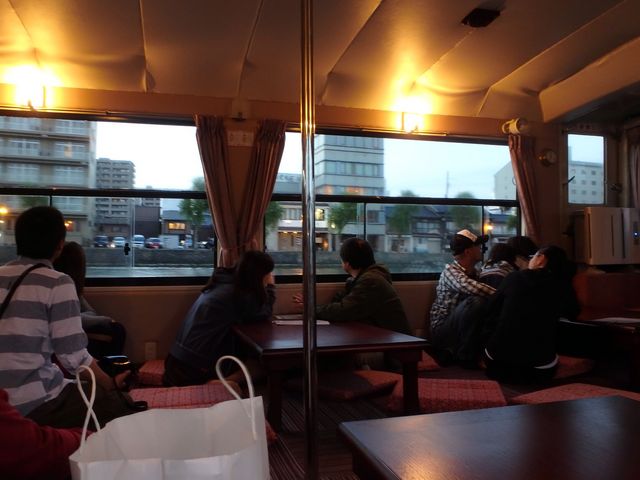 �D���̗l�q_�����Ίό��V���D