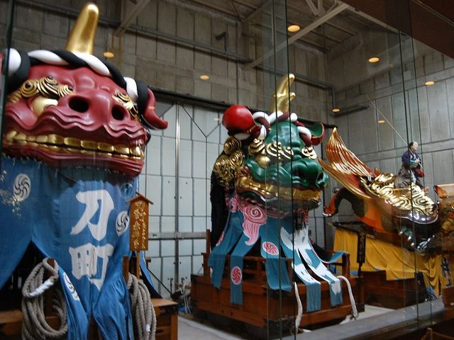 �Ԃɗ΂̎��q��_�g�R�W����