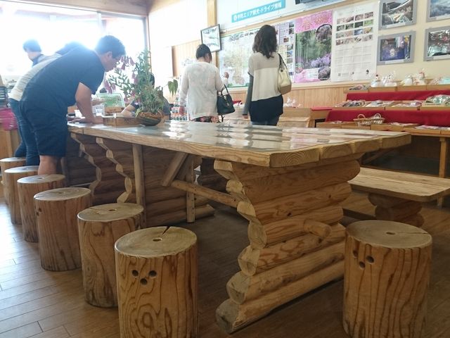 �x�e�X�y�[�X_���̉w �ɐ��{�X�����