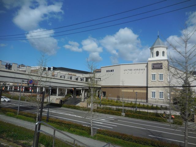 �A�E�g���b�g���[��_����v���~�A���E�A�E�g���b�g