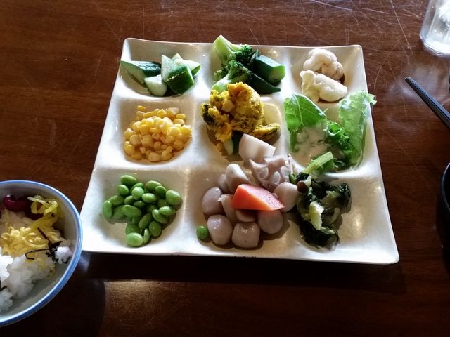 �T���_��_�}���쉷��A�}���f�B