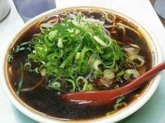 �с[����̐V���؊ٖ{�X�ւ̓��e�ʐ^1