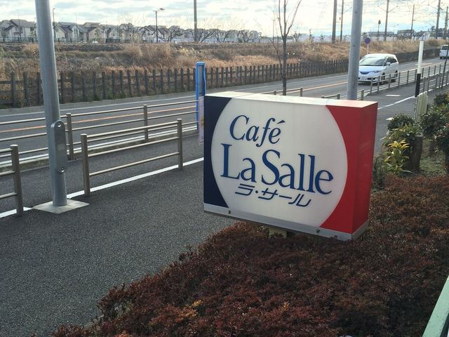 �A�L������̃��E�T�[���̓��e�ʐ^1