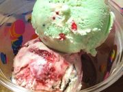 킩ԁ[̃T[eBACXN[XCg[[Jh[Xi31 Baskin-Robbinsj̓eʐ^1