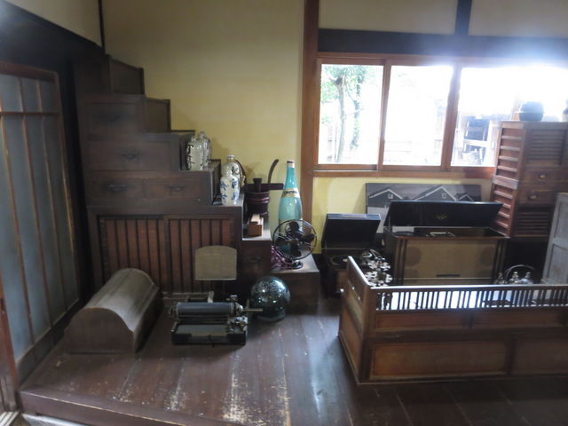 ꉮ̒ʘH猩̂̕B
܂ł̐zAyB_ɐ͍菤l