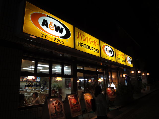 [grA͂莩Rł_A&W Ί_X