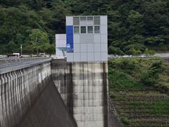 �Z�C�R����̋{�����_���W�]��E�G���x�[�^�[�ւ̓��e�ʐ^1