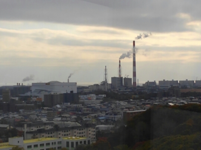 �u���q�����Ϗ��q�H��v�̉���_�΃P�u�����W�]��