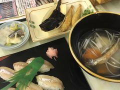 ynynyn����̃J�l�_�C��쏤�X�ւ̓��e�ʐ^1