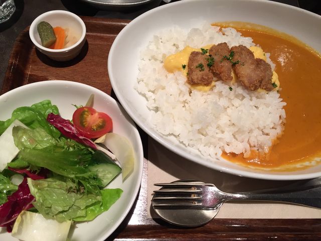 ELLE����̃u���b�X���[�E���J���E�L���t�F�X�y�[�X�̓��e�ʐ^1