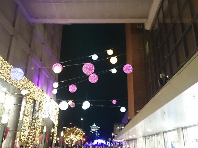 ̓C~l[V_Afternoon Tea TEAROOM q䓛